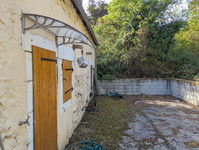 Maison à vendre à Vicq-Exemplet, Indre - 82 500 € - photo 2
