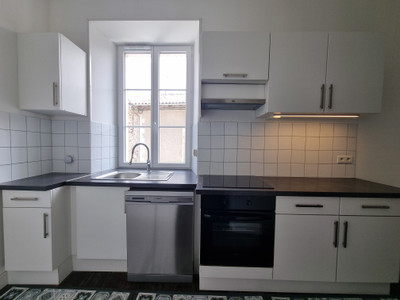 French property for sale in Chabanais, Charente - €119,000 - photo 5