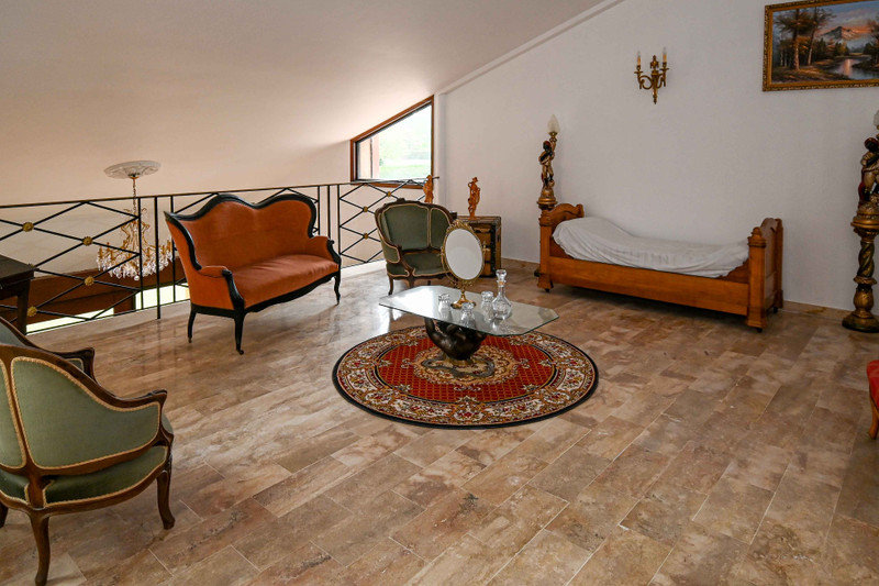 French property for sale in Cazères, Haute-Garonne - €715,000 - photo 11