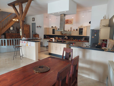 French property for sale in Vouzan, Charente - €336,000 - photo 1