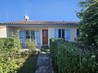 Maison à vendre à Bassillac et Auberoche, Dordogne - 206.989 € - photo 1