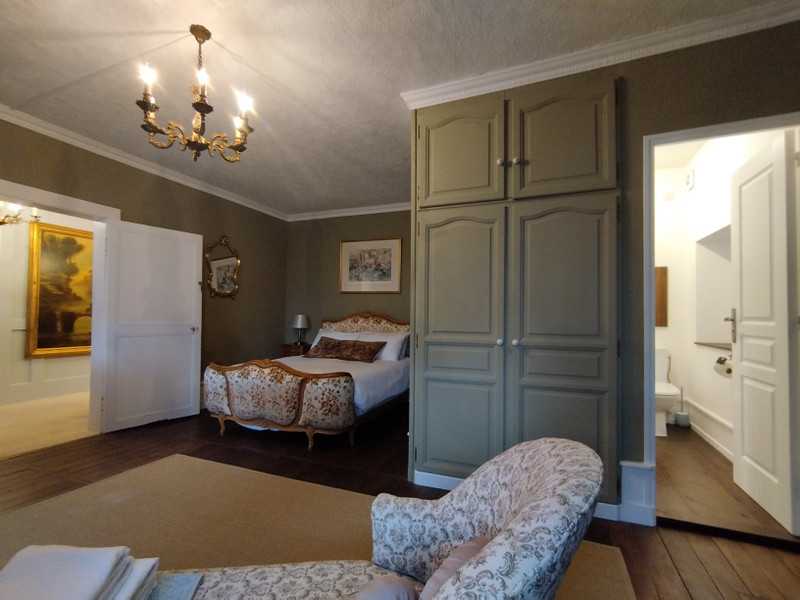 French property for sale in Chaillac, Indre - €495,000 - photo 8