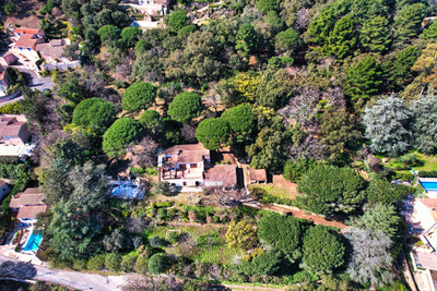 French property for sale in La Garde-Freinet, Var - €143,158 - photo 4