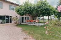 Propriété à vendre à Taponas, Rhône - 920 000 € - photo n°10