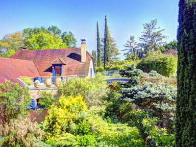 OFFER ACCEPTED - COUNTRY HOUSE + GÎTE + 1HA + INFINITY POOL + YOGA/FUNCTION ROOM + HAMMAM, SAUNA, JACUZZI