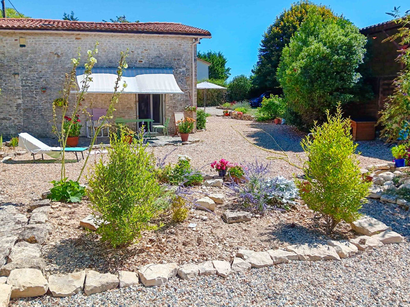 French property for sale in Chizé, Deux-Sèvres - €246,100 - photo 5