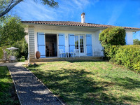 Propriété à vendre à Availles-Limouzine, Vienne - 149 000 € - photo n°1
