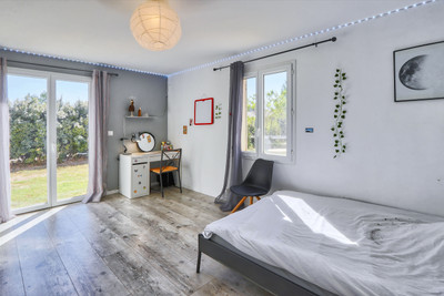 French property for sale in Saint-Saturnin-lès-Apt, Vaucluse - €598,000 - photo 6