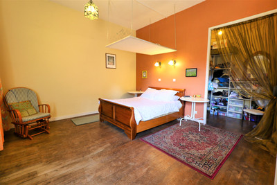 French property for sale in Sauzé-Vaussais, Deux-Sèvres - €140,400 - photo 3