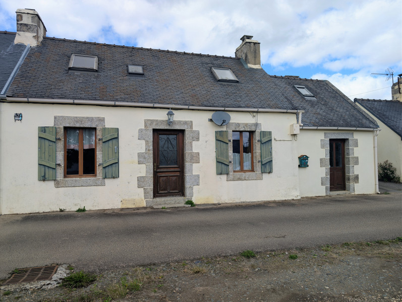 French property for sale in Scrignac, Finistère - €82,500 - photo 0
