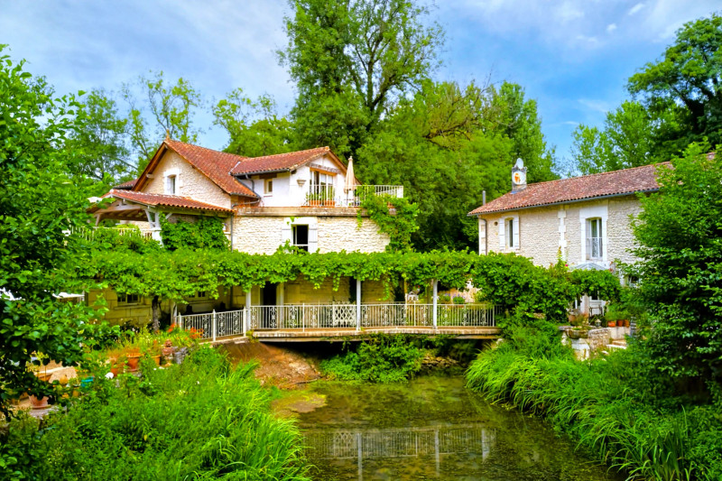 French property for sale in Ribérac, Dordogne - €1,320,000 - photo 0