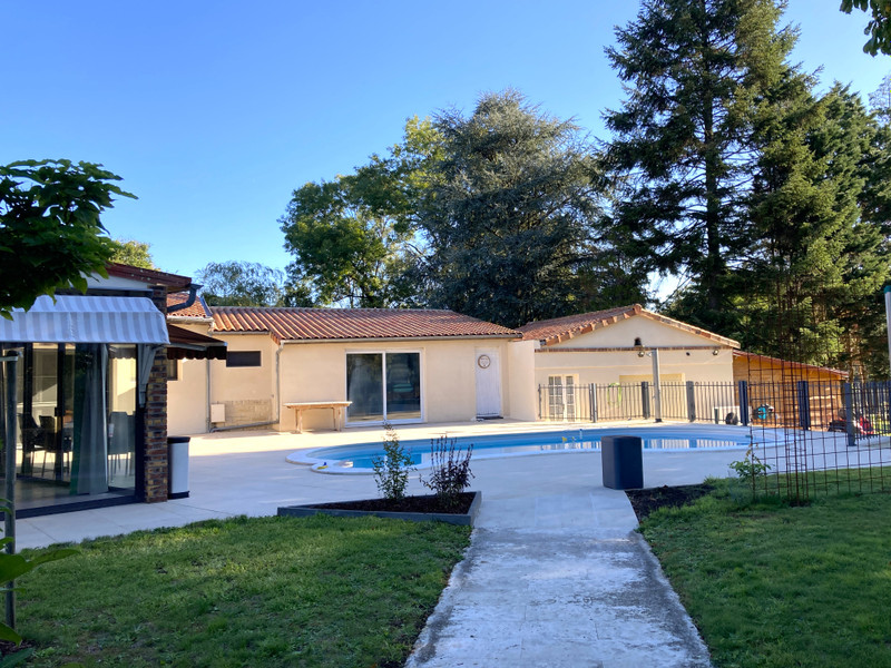 French property for sale in Le Vigeant, Vienne - €380,540 - photo 6