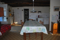 Maison à vendre à Adriers, Vienne - 477.000 € - photo 8