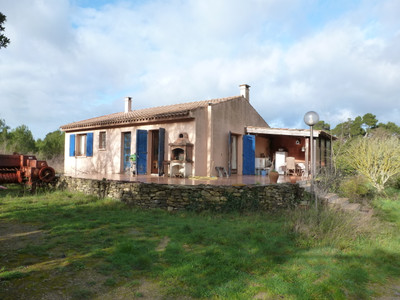Maison à vendre à Aigne, Hérault, Languedoc-Roussillon, avec Leggett Immobilier