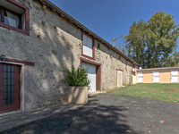 Chateau à vendre à Mauléon-Licharre, Pyrénées-Atlantiques - 920 000 € - photo 8