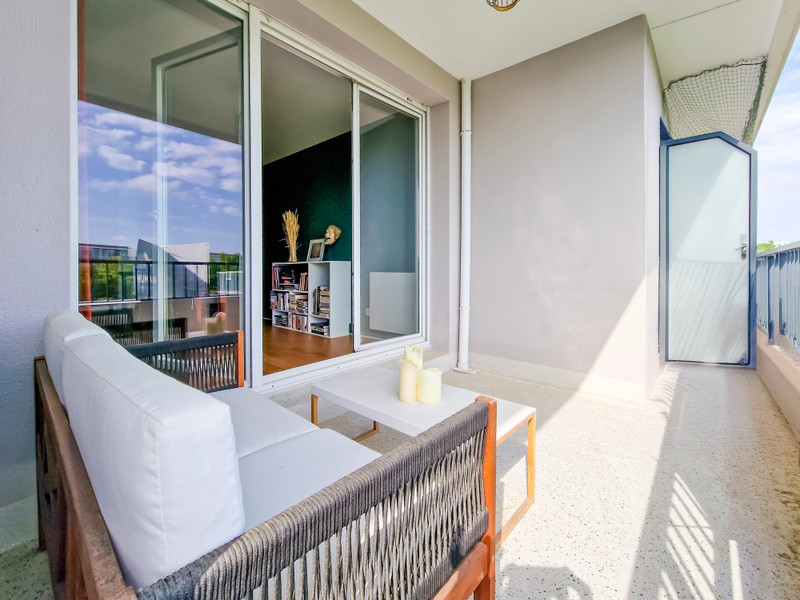 French property for sale in Bordeaux, Gironde - €353,760 - photo 1