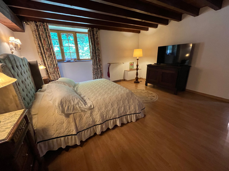 French property for sale in Bujaleuf, Haute-Vienne - €381,600 - photo 4