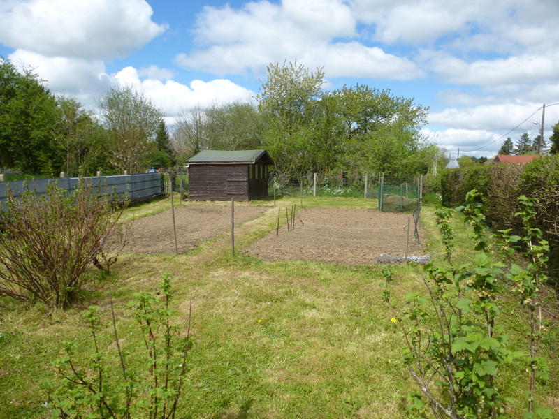 French property for sale in Chéniers, Creuse - €130,800 - photo 4