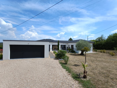 Maison à vendre à Périgueux, Dordogne, Aquitaine, avec Leggett Immobilier