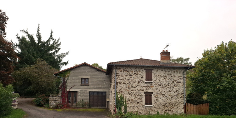 French property for sale in Aixe-sur-Vienne, Haute-Vienne - €118,525 - photo 4