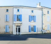 Maison à vendre à Néré, Charente-Maritime - 129.900 € - photo 1