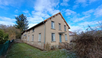 Maison à vendre à Crocq, Creuse - 99.000 € - photo 1