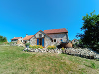 Maison à vendre à Saint-Gervais-d'Auvergne, Puy-de-Dôme - 495.000 € - photo 2