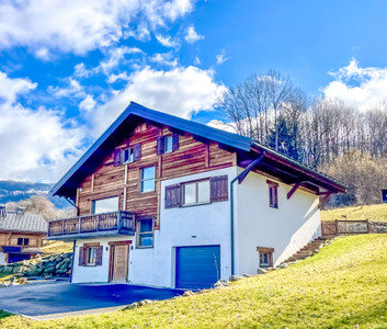 chalet for sale in the Auvergne-Rhône-Alpes - photo 1