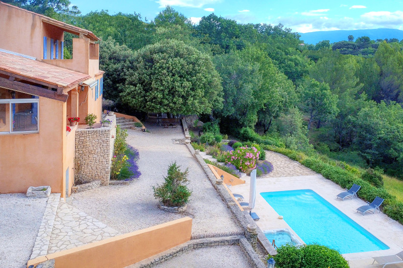 French property for sale in Apt, Vaucluse - €750,000 - photo 10