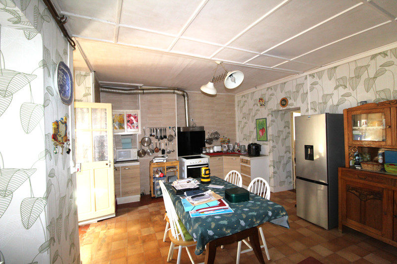 French property for sale in Saint-Savin, Vienne - €80,000 - photo 3