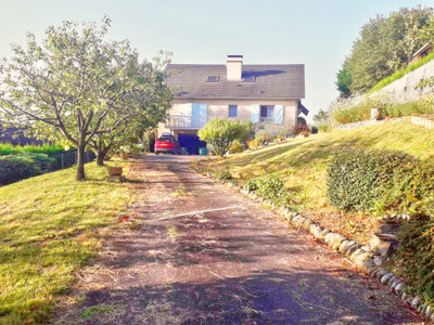 Maison à vendre à Nay, Pyrénées-Atlantiques, Aquitaine, avec Leggett Immobilier