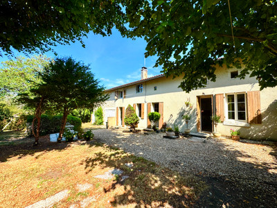 house for sale in Charente