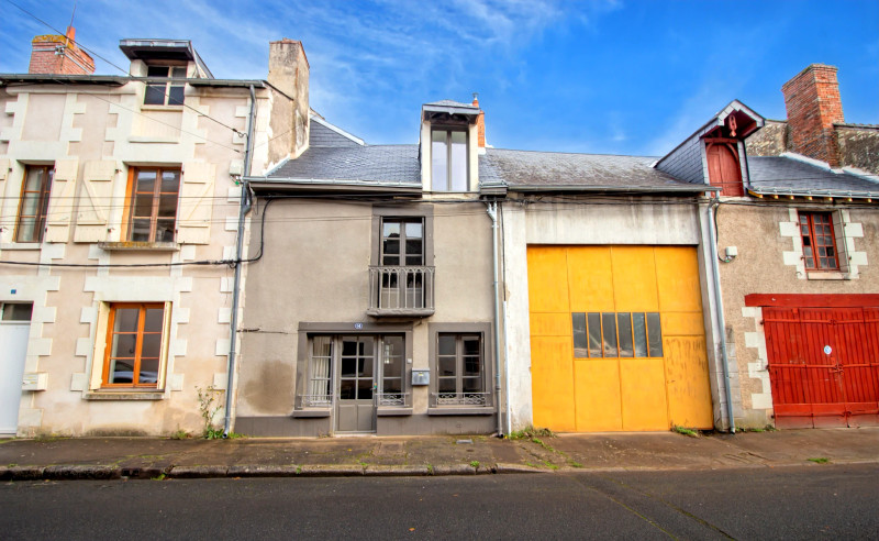 French property for sale in Richelieu, Indre-et-Loire - €129,710 - photo 0