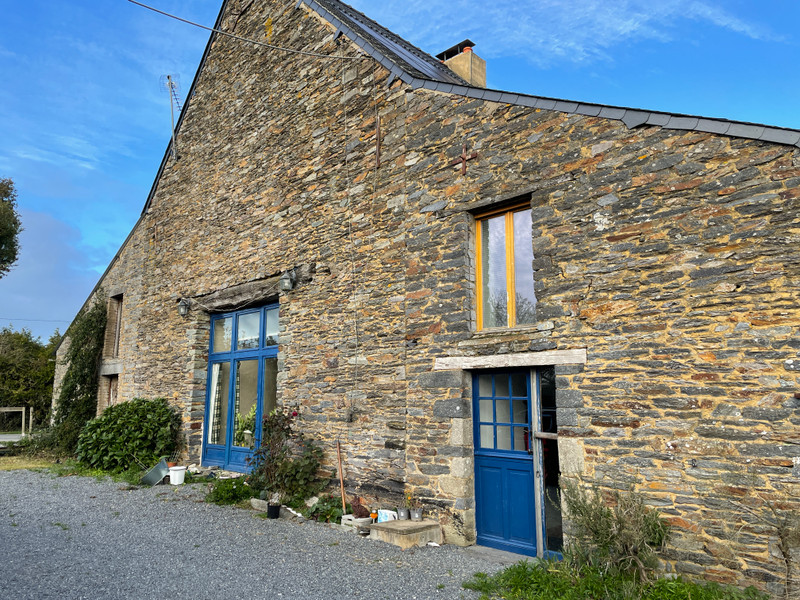 French property for sale in Carentoir, Morbihan - €230,050 - photo 3