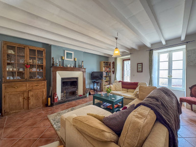French property for sale in Saint-Paul-en-Gâtine, Deux-Sèvres - €82,500 - photo 8