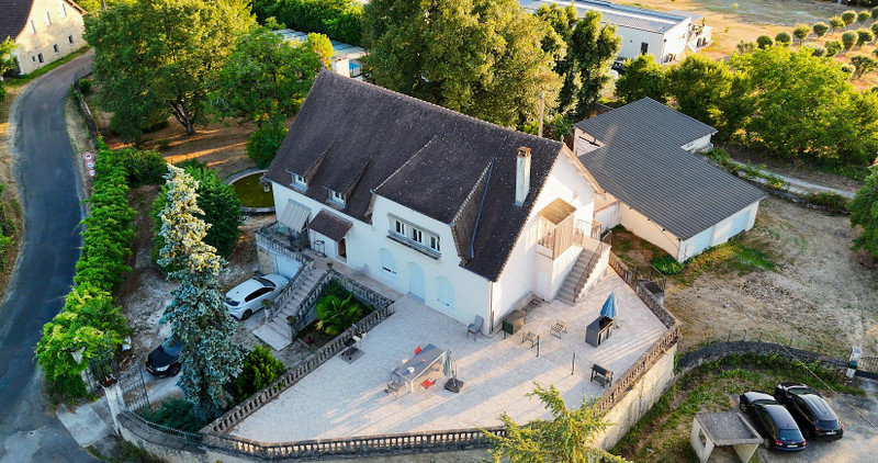French property for sale in Terrasson-Lavilledieu, Dordogne - €371,000 - photo 1