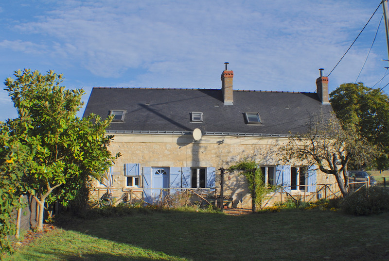 Maison à vendre à Vernoil-le-Fourrier, Maine-et-Loire - 189 000 € - photo 1