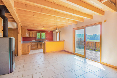 French property for sale in Allondaz, Savoie - €520,000 - photo 1