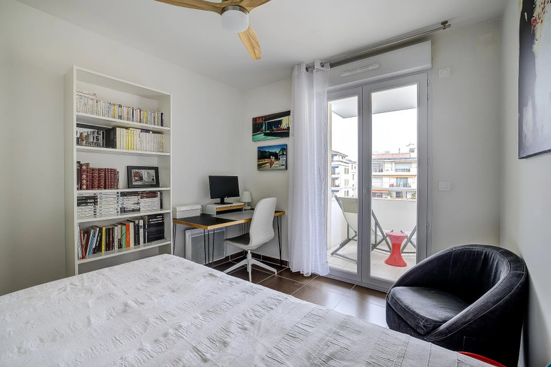 French property for sale in Nice, Alpes-Maritimes - €620,000 - photo 6