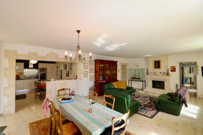 French property for sale in Bonneuil, Charente - €295,000 - photo 3
