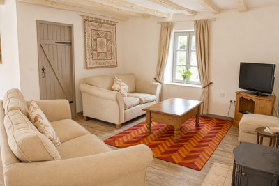 French property for sale in Merléac, Côtes-d'Armor - €244,495 - photo 4
