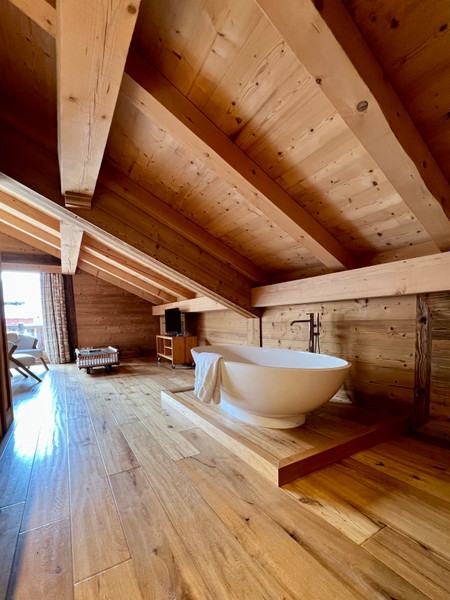 Ski property for sale in Meribel - €4,053,000 - photo 4