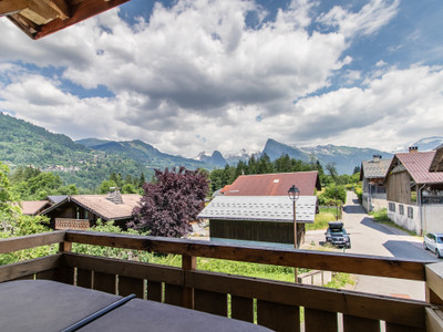 Spacious, fully renovated 17th century 6 bedroom farmhouse with two self contained apartments, Grand Massif.
