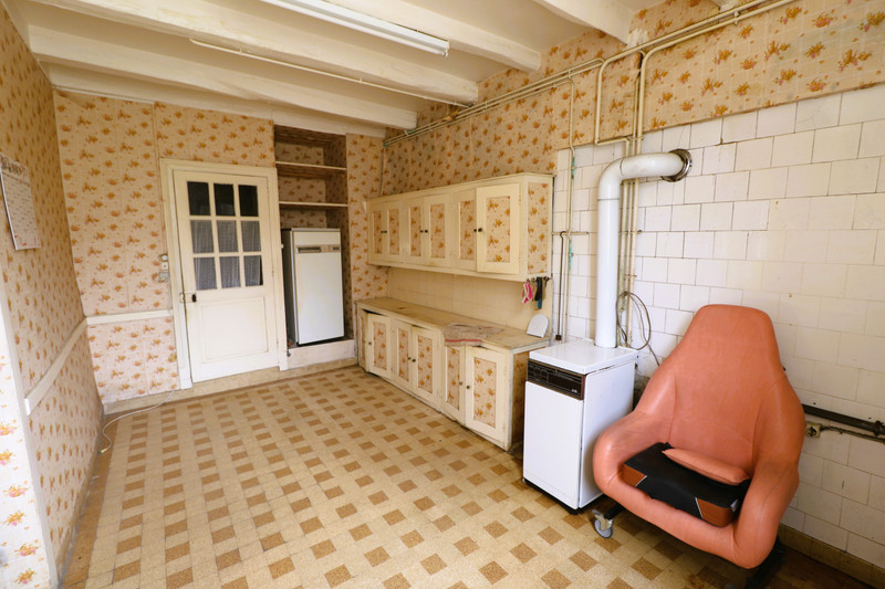 French property for sale in Saint-Romain, Vienne - €48,600 - photo 4