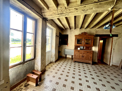 French property for sale in Saint-Léonard-des-Bois, Sarthe - €100,000 - photo 2