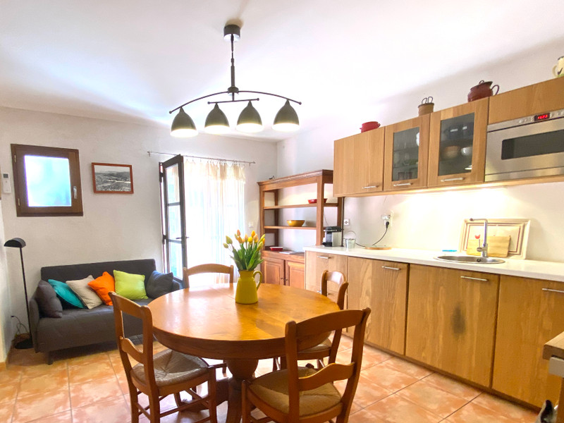 House for sale in Albas Aude A bright one bedroom stone house set