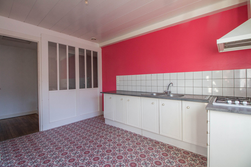 Maison à vendre à L'Isle-d'Espagnac, Charente - 128 000 € - photo 1