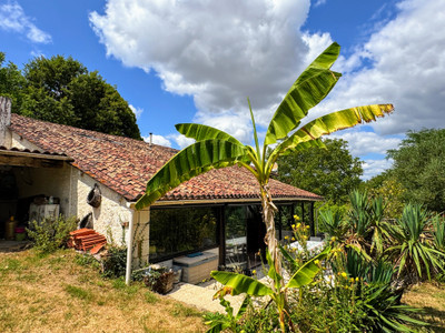 Maison à vendre à Orival, Charente, Poitou-Charentes, avec Leggett Immobilier