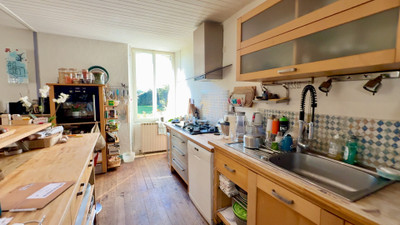 French property for sale in Ronsenac, Charente - €787,500 - photo 2