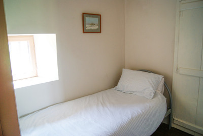 French property for sale in Neuvy-Bouin, Deux-Sèvres - €77,000 - photo 7